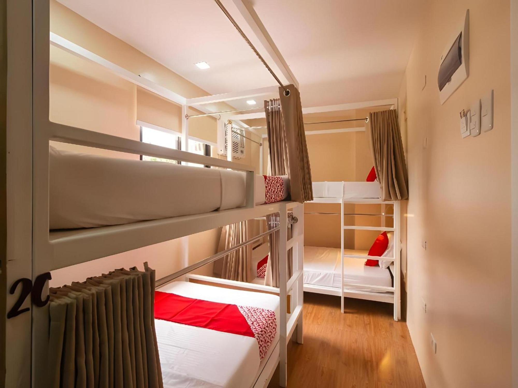 סבו Super Oyo 832 The Teepee Place Hostel & Residence Inn מראה חיצוני תמונה