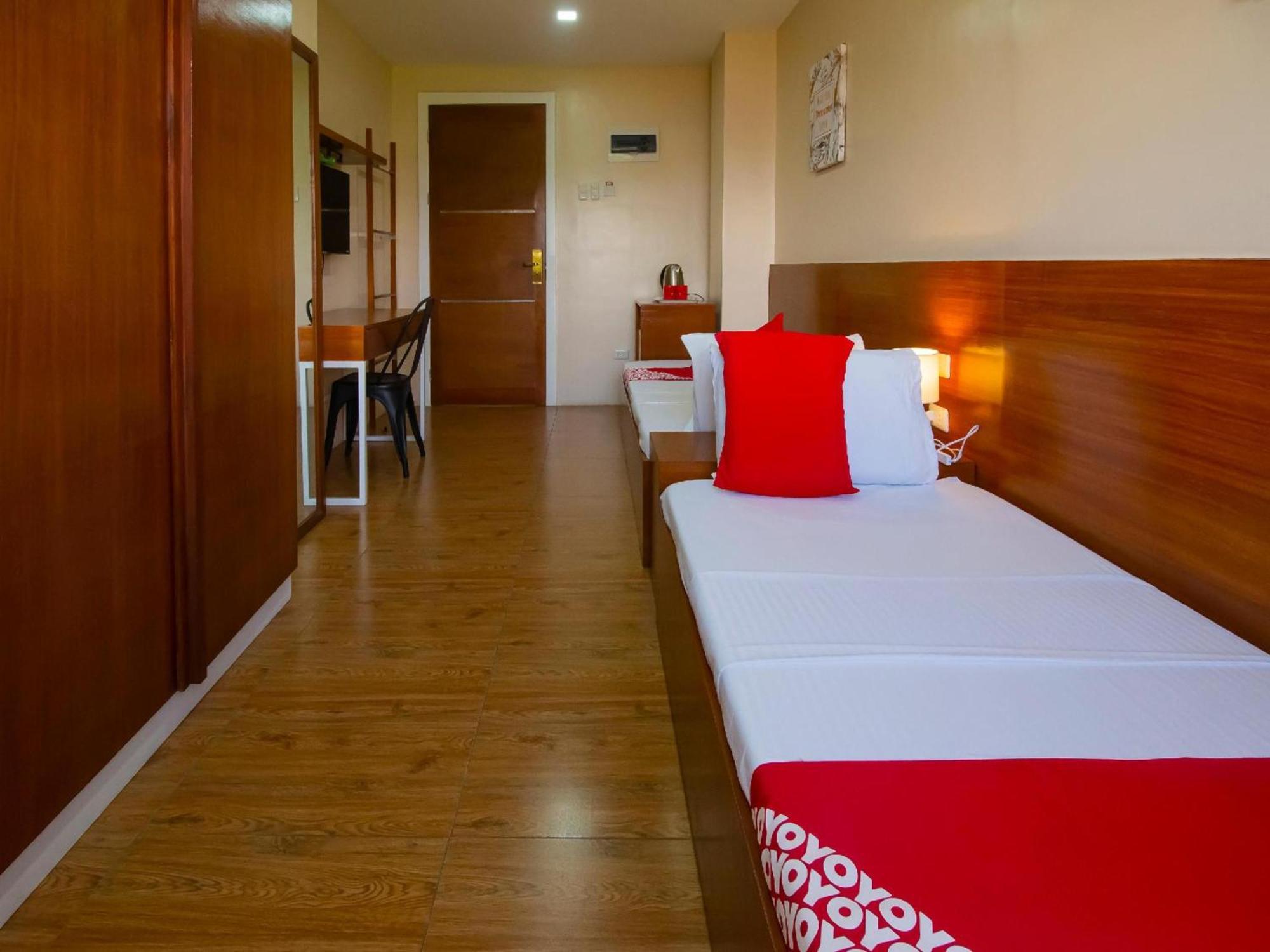 סבו Super Oyo 832 The Teepee Place Hostel & Residence Inn מראה חיצוני תמונה